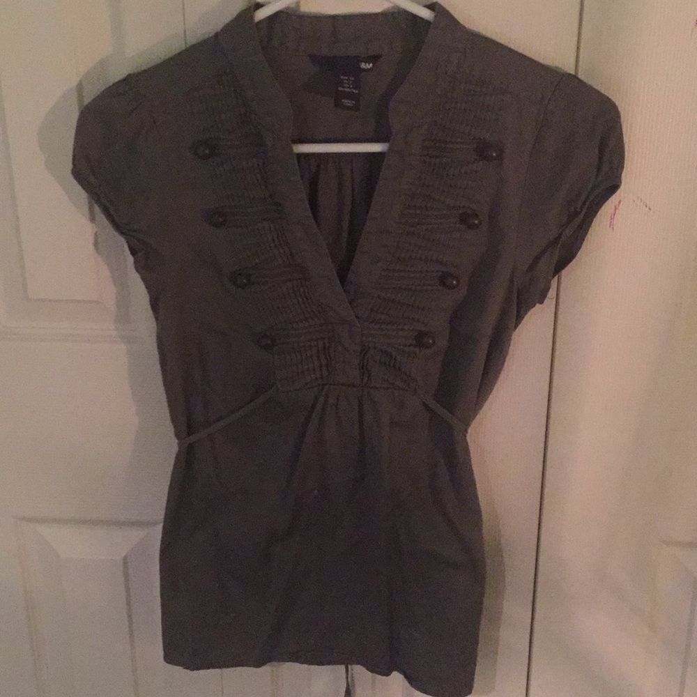 H&M size 2 top